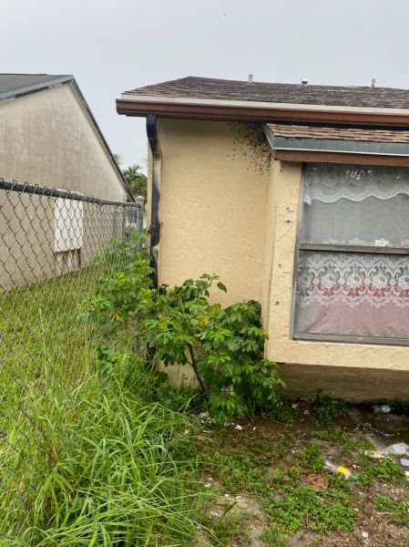 5485_Thurston_Ave_-_3.jpg